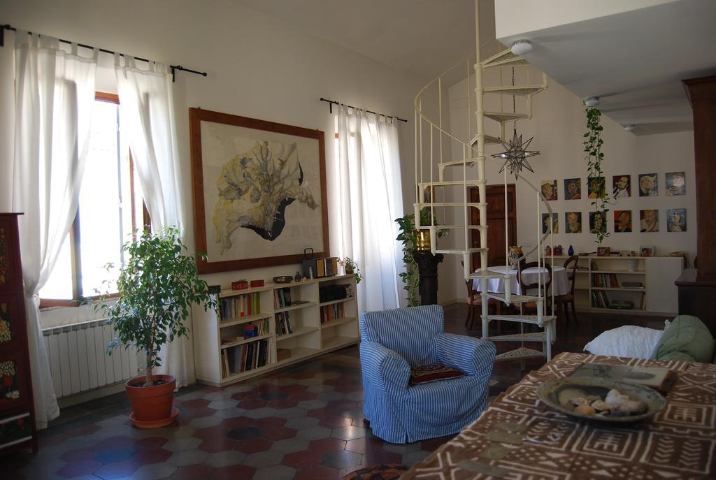 Su Al Celio - Colosseo Rome Room photo